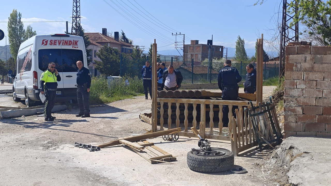 İki Genç Kızın Hayatı, Kazadan Saniyelerle Kurtuldu