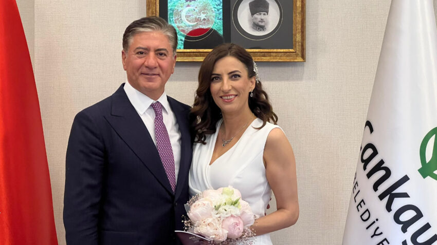 TBMM’de bir ilk: CHP’li Murat Emir ile Evrim Rızvanoğlu evlendi